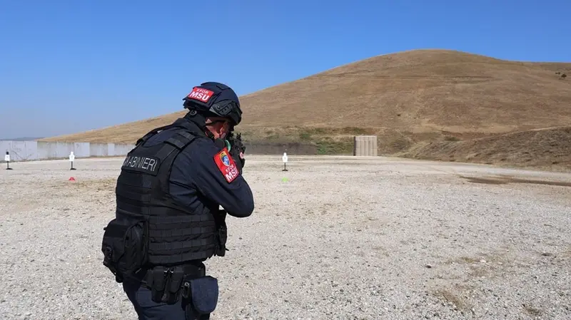 KFOR stërvitet me gjuajtje të drejtpërdrejtë afër Prishtinës