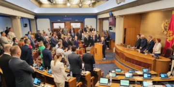 Rikthimi i pro-rusëve dhe pro-serbëve në Malin e Zi: ”Rrezik për shtetësinë e vendit dhe raportet me fqinjët”