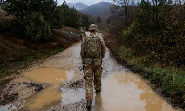 KFOR: Çdo vendim për hapjen e urës së Ibrit të diskutohet në Bruksel