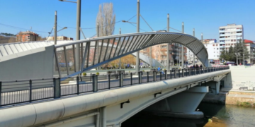 Ish-ministri i Brendshëm: Hapja e urës pa bashkëpunim me ndërkombëtarët, mund të përshkallëzojë situatën