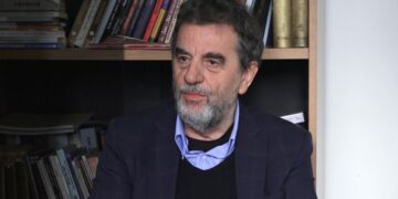 Krasniqi ironizon me pushtetarët: Pas skeqeve në Ujman, tash mbase po presin të lahen në Ibër