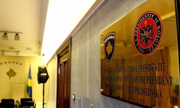 Presidenca i reagon AGK’së: Osmani nuk i jep epilog rastit, por kërkon hetim të plotë