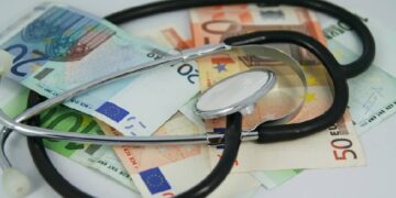 Sa për qind nga paga e kosovarëve do të shkojë në Fondin për Sigurime Shëndetësore?