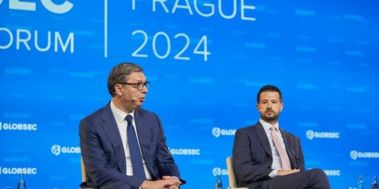 Eskalon Vuçiq: ‘Kapet’ me presidentin e Malit të Zi për pavarësinë e Kosovës