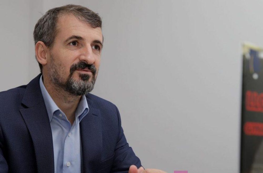Miftaraj kritikon Kurtin: Vizita në Shkup pa kërkim falje ishte e parakohshme dhe gabim