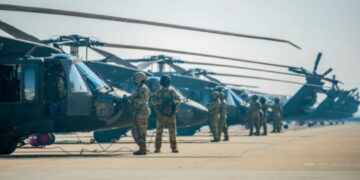 Një batalion prej njëqind ushtarësh amerikanë nisen për Kosovë