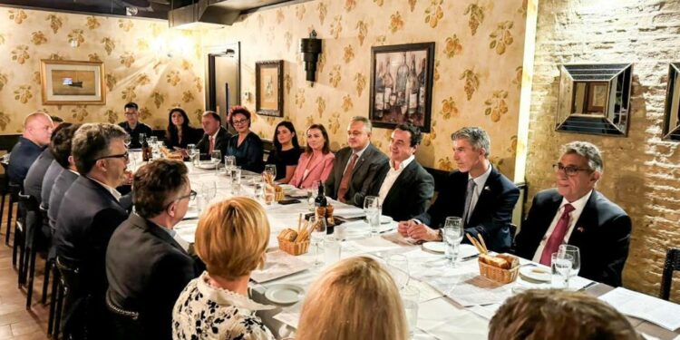 Kurti takoi mërgatën në Shtetet e Bashkuara të Amerikës
