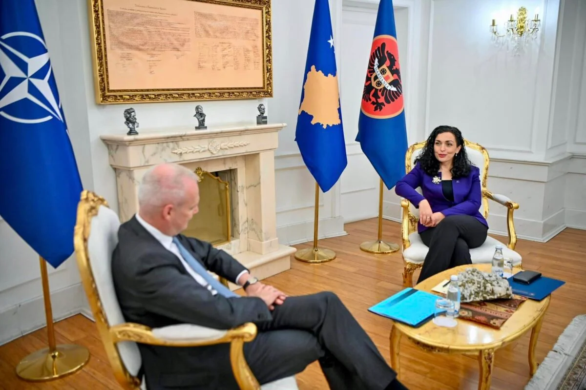Ruge: Qëndrimi i NATO-s është se çështja e Urës së Ibrit duhet të zgjidhet me dialog