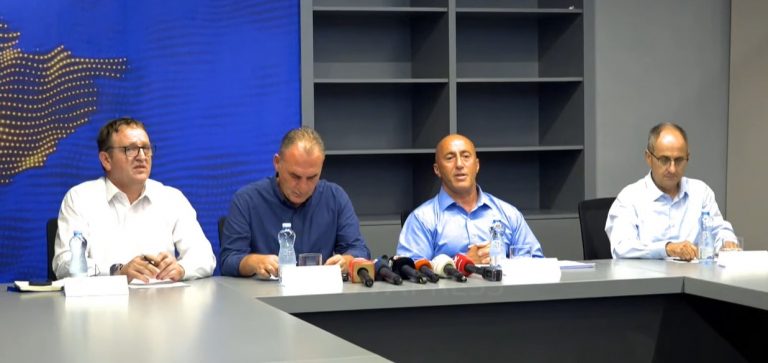 Haradinaj kritikon Qeverinë Kurti për mos rritje pagash në dy mandate qeverisje, premton pagë mesatare 1 mijë euro