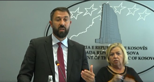Krasniqi pas deklaratës së Hovenierit: Ne marrim seriozisht mirëqenien e ushtarëve amerikanë