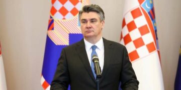 Presidenti kroat: Kosova i është lënë vetvetes, nisi me mbështetje të madhe që humbi dhe u zhduk në ndërkohë