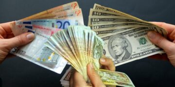 “Leku fundos euron”, monedha evropiane bie në minimumin e ri historik