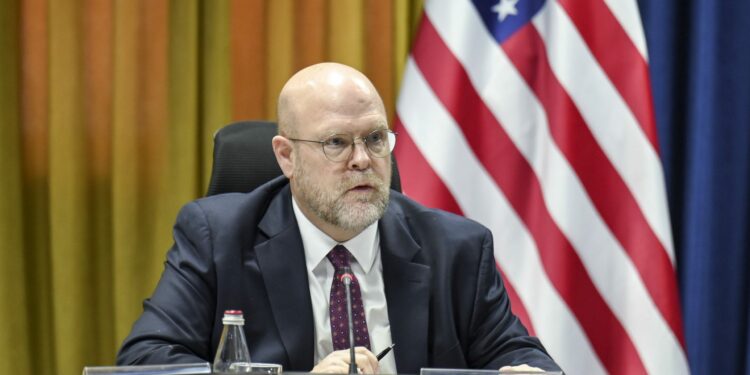Hovenier e përsërit: Po përballemi me disa sfida me Qeverinë e Kurtit që kanë ndikuar në cilësinë e partneritetit