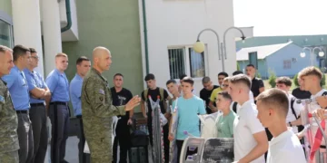 22 kandidatë fillojnë rrugëtimin e tyre për t’u bërë kadetë të FSK-së