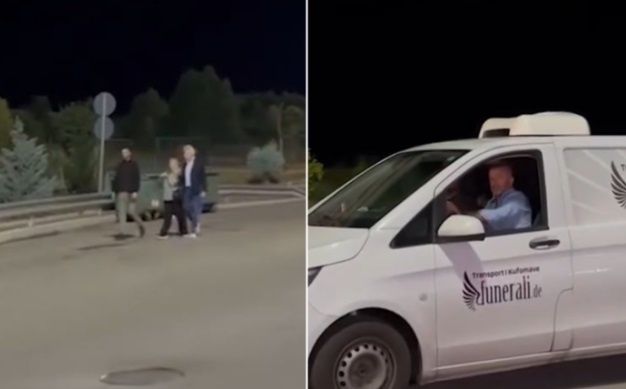 Nënë e vëlla dolën në Merdarë, momenti i mbërritjes në atdhe të trupit të Faton Hajrizit