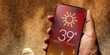 7 këshilla që do ta shpëtojnë telefonin tuaj nga nxehtësia tropikale
