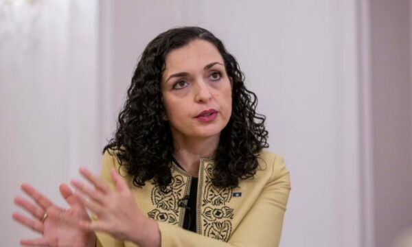 Osmani dhe Admirali Munsch flasin në telefon, Presidentja s’del për t’u takuar në zyrë shkaku i gripit