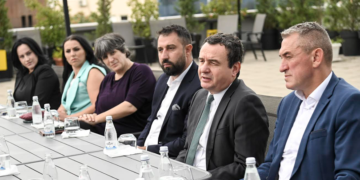 Kurti vazhdon takimet në Ballkonin e Hapur, sot priti drejtuesit e Komunës së Leposaviqit