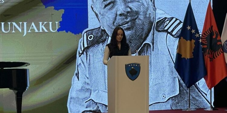 Vajza e Afrim Bunjakut: Askush s’e mbush boshllëkun tënd, ishe dhe do mbetesh krenaria e shtetit