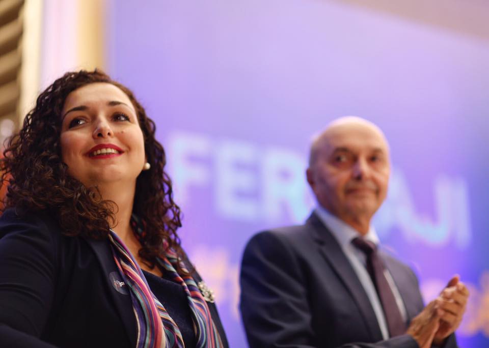 Isa Mustafa: Nuk iu besohet deklaratave të presidentes për Qeverinë, po i bën për fushatë paraelektorale