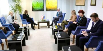 Bislimi flet për dialogun me ambasadoren jorezidente të Kanadasë