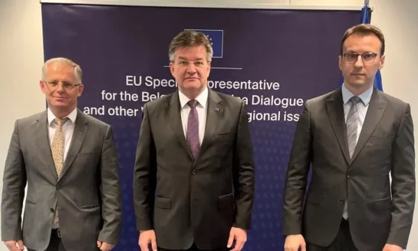 BE nuk ka datë për takimin mes kryenegociatorëve Kosovë – Serbi