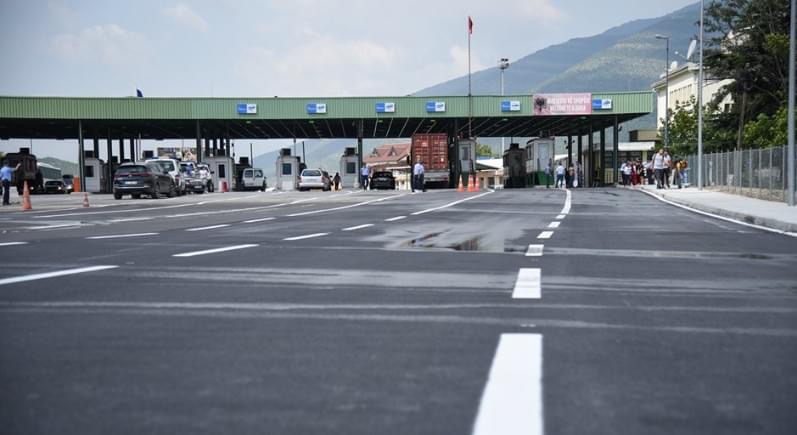 “Derisa Policia të tërhiqen nga veriu”, paralajmërohet bllokimi i të gjitha pikave kufitare nga serbë të Serbisë prej 6 shtatorit