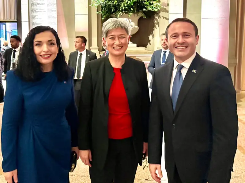 Osmani takon ministren e Jashtme australiane: Kosova e interesuar t’i thellojë raportet me Australinë