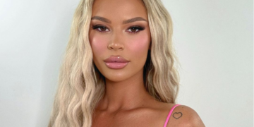 Santiana poston në bikini, citon Noizyn