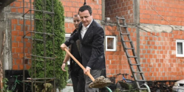 Kurti e Sveçla në Leposaviq, vihen gurthemelet e objektit ku do të akomodohen ARC dhe Policia e Kosovës