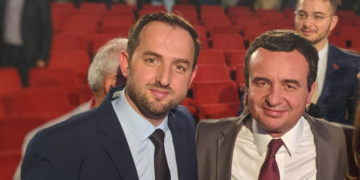 Deputeti Korenica me kritika të ashpra për qeverinë: Refuzon CEFTA-n e ndalon importin e mallrave serbe, por dërgon në Serbi vagonët e udhëtarëve për riparim! Ku mbeti siguria?