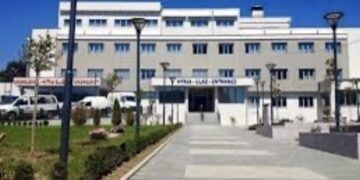 E paprecedent: Katër pozitat kyçe në Spitalin e Vushtrrisë po funksionojnë me UD, drejtoresha Shefkije Shatri hesht