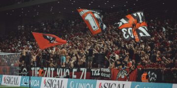 “Akt i turpshëm”, Tifozat Kuq e Zi reagojnë ashpër për organizimin e përbashkët të Kampionatit Evropian mes Shqipërisë dhe Serbisë