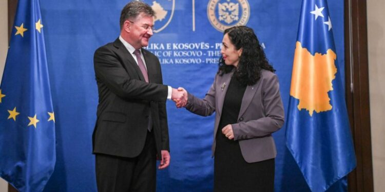 Flasin nga Presidenca, tregojnë arsyen se pse Osmani nuk pranoi të takohej me Lajçakun