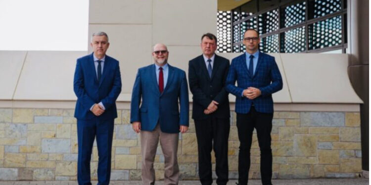 Lista Serbe në takim me Hovenierin, i ankohen për “lëvizjet e njëanshme” të Kosovës