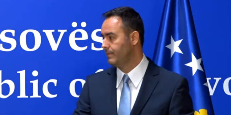 Serbia favorizohet dukshëm në procesin e dialogut, thotë Konjufca