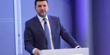 Krasniqi në 25 vjetorin e TMK-së: Burrat dhe gratë me uniforma të Kosovës kanë qenë dhe janë krenaria jonë