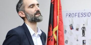 ‘Ndoshta ka me pasë arrestime’: Abrashi i VV-së rrëshqet në akuza ndaj Prokurorisë Speciale për Dejona Mihalin
