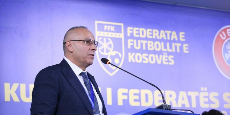 Sondazhi: 86 për qind e votuesve e bëjnë fajtor Agim Ademin për dështimet e Kosovës në futboll