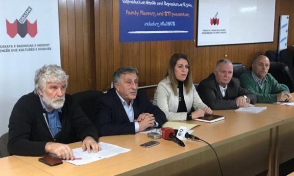 SBASHK dorëzon sot nënshkrimet për Projektligjin për skema pensionale