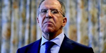Lavrov pretendon se Serbisë i janë vënë kushte për pranimin në BE: Njohja e pavarësisë së Kosovës dhe sanksionet ndaj Rusisë