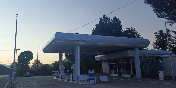 Veda 3 dhe Lab Oil janë qiramarrës të pompave të benzinës në veri të Kosovës