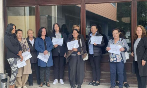 Punëtorët teknikë të Kuvendit hyjnë në grevë, po kërkojnë rritje page deri në 550 euro
