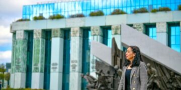 Osmani në Varshavë: Nderojmë guximin e popullit polak