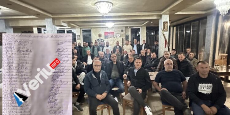 Banorët e Bajgorës mbajtën tubim për kundërshtimin e iniciativës për ndërtimin e kishës katolike, nënshkruajnë edhe peticion (Dokument)