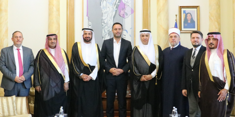 Konjufca takon ministrin e Arabisë Saudite, flasin për lehtësimin e udhëtimit të qytetarëve në të dyja vendet