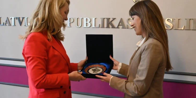 Haxhiu në vizitë zyrtare në Letoni, flet për integrimin në BE dhe anëtarësim në KiE