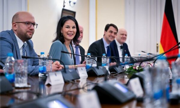 Gjermania njofton për zhbllokimin e CEFTA-s, reagojnë Baerbock dhe Sarrazin