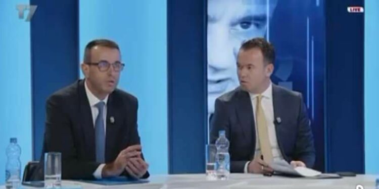 Pecit “i humb topi”: Sikletoset kur në emision i zbulohet punësimi i motrës së zv.ministrit Gashani në ministrinë e tij