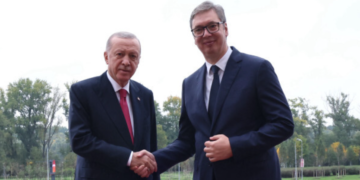 Erdogani thotë se Turqia dhe Serbia do ta zhvillojnë bashkërisht industrinë e mbrojtjes
